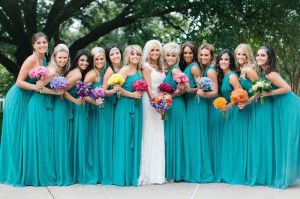 vestidos-turquesa-damas-de-honor-boda-tematica